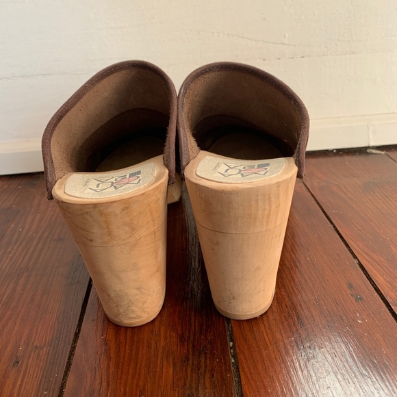 Maguba Clogs - Picture 3 of 4